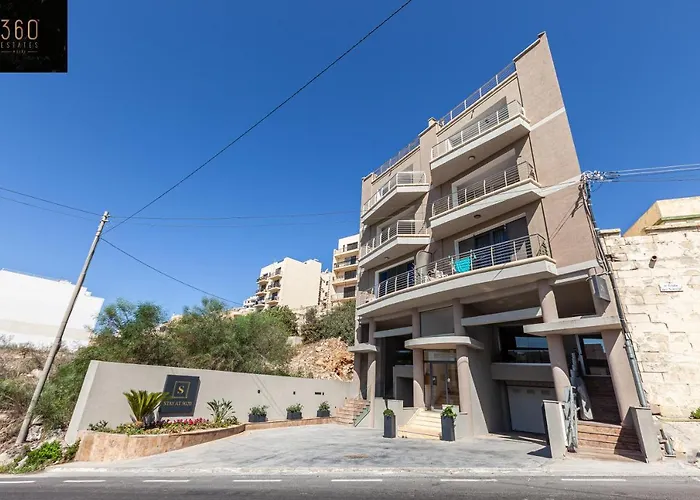 Hotel At 9020 Boutique