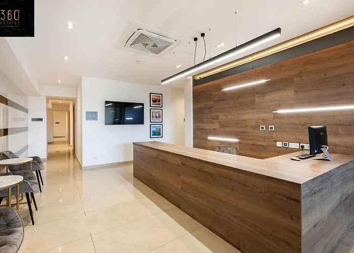 Hotel At 9020 Boutique 3*