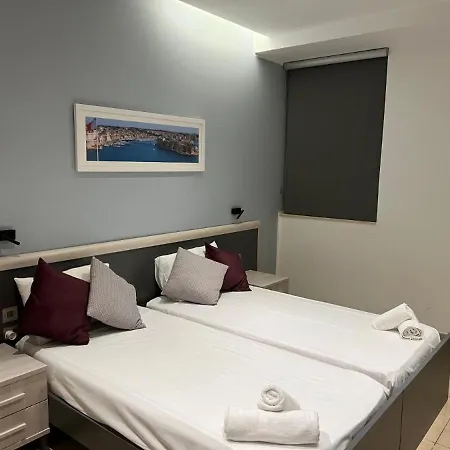 At 9020 Boutique St. Paul's Bay