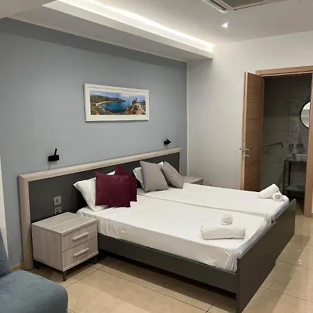 At 9020 Boutique 3* Сент-Полс-Бей