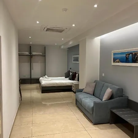 At 9020 Boutique Otel 3*